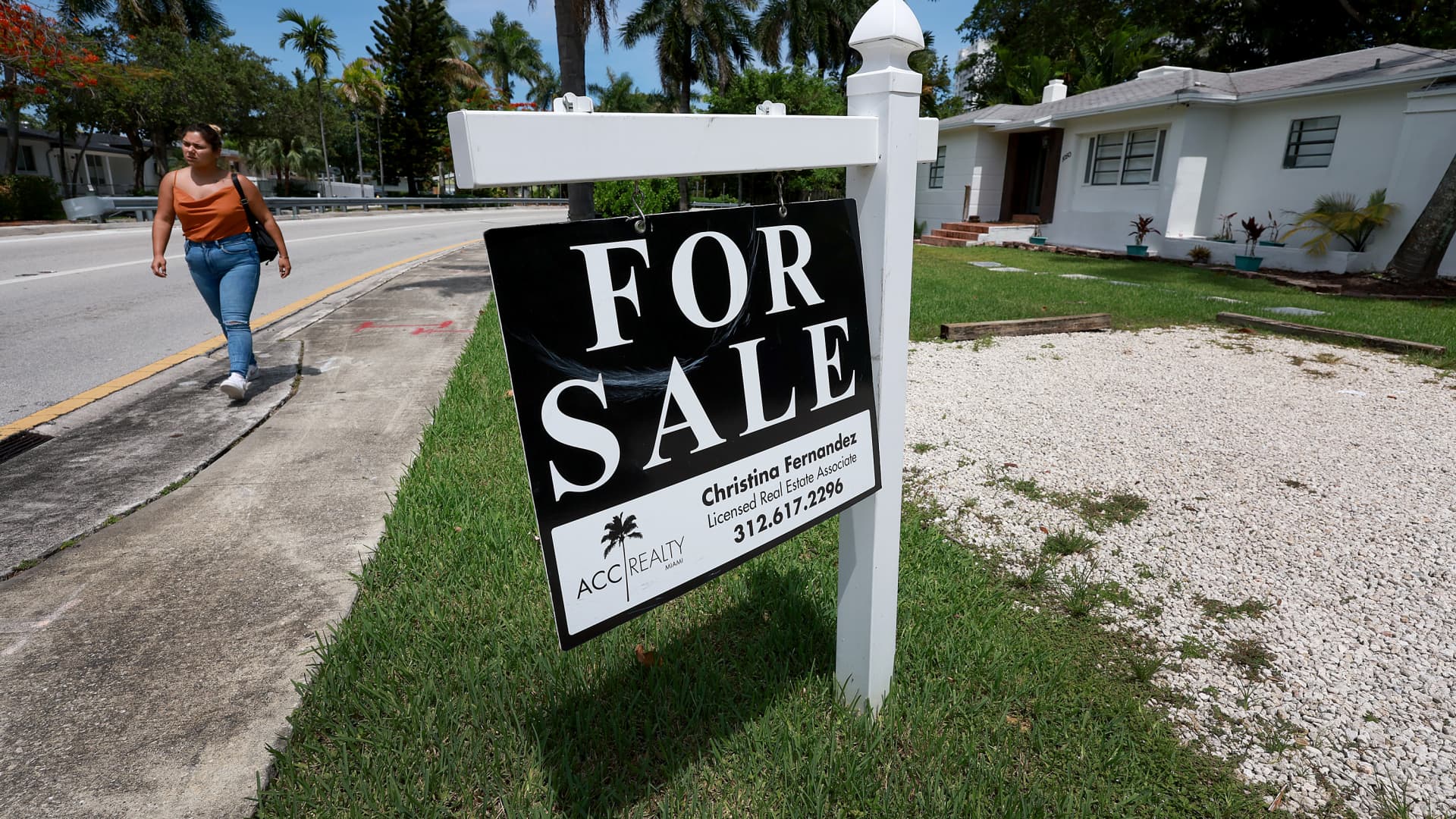 Are mortgage rates falling in the UK