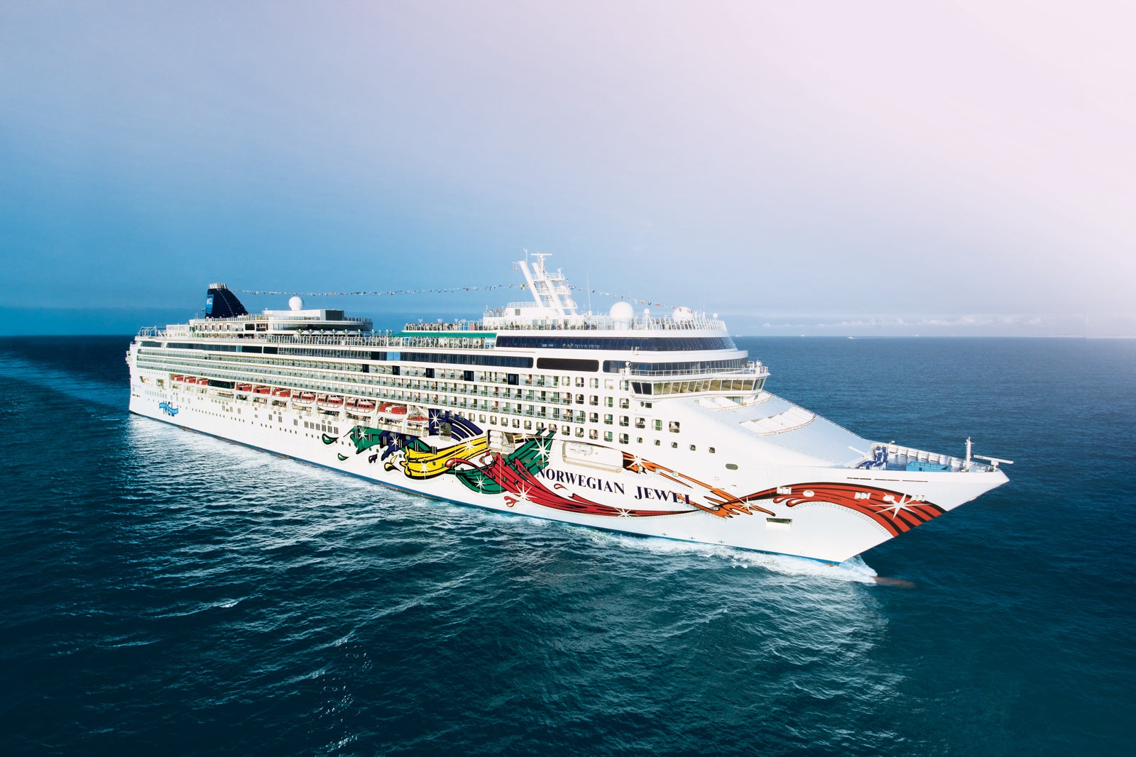 Cruise Stock Norwegian Cruise Line Jewel NCL 2